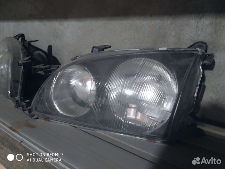 Фара toyota avensis, caldina