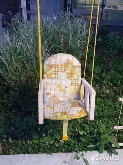 Качели подвесные деревянные