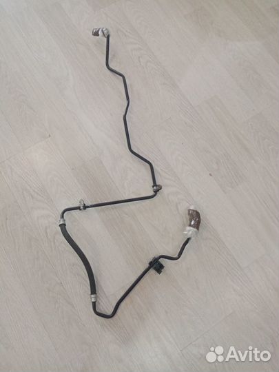 Трубки радиатора охлаждения АКПП на Mercedes C-кла