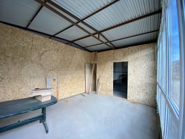 Свободного назначения, 166 м²