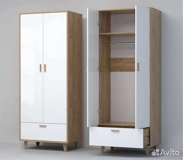 Шкаф на ножках