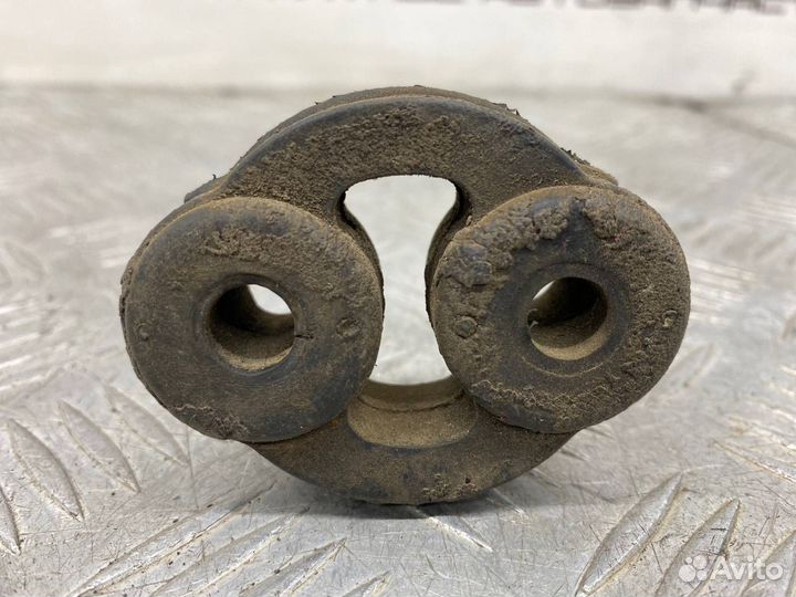 Б/У подушка глушителя (крепления, кронштейн