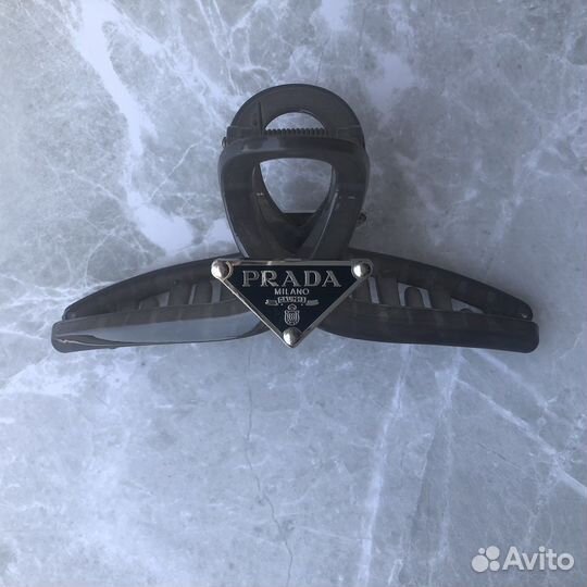 Крабик заколка для волос Prada