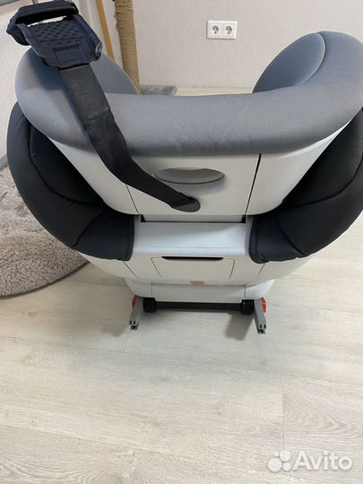 Автокресло britax Romer kidfix XP (15-36 кг)