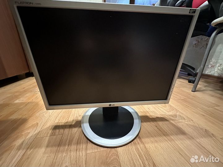 Монитор Lg flatron w1942s