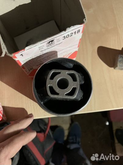 Сайлентблок audi a4 b8