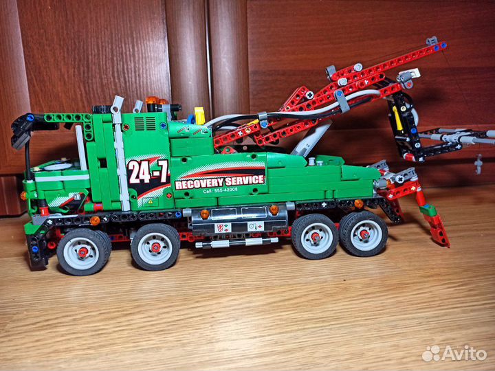 Lego Technic 42008 оригинал