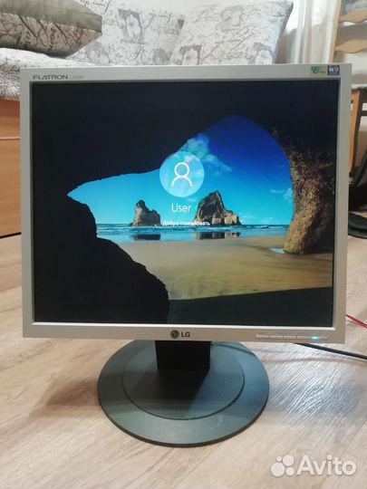 Монитор LG 17 дюймов
