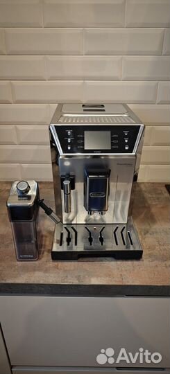 Кофемашина delonghi PrimaDonna Class ecam550.65