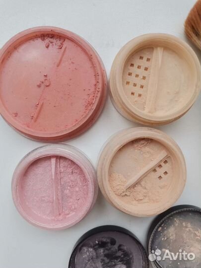 Минеральная пудра, румяна, кисть кабуки