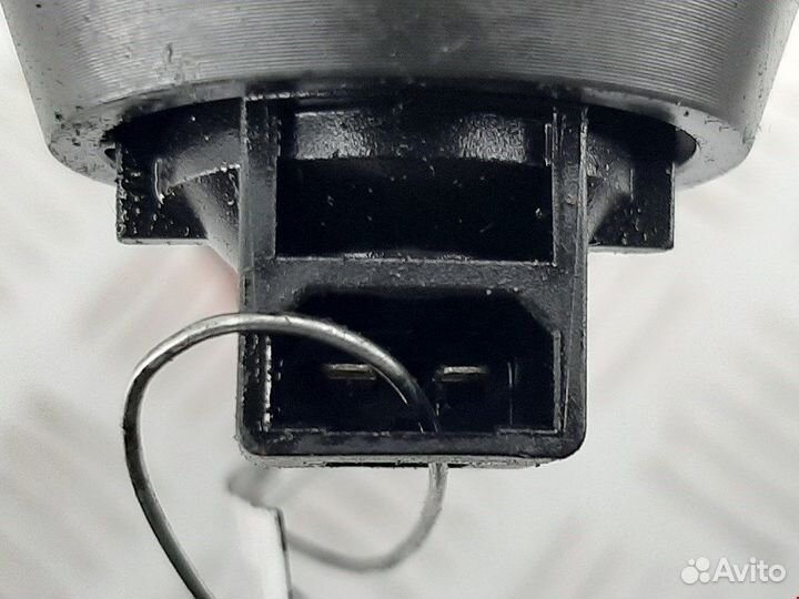 Форсунка для Volkswagen Caddy 3