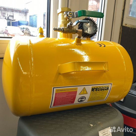 Бустер для взрывной подкачки колес 19л