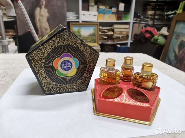 Духи За мир и дружбу Новая Заря СССР (Ч)