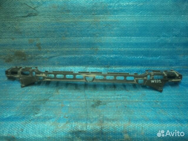 Кронштейн бампера передний Mercedes S-Class W221