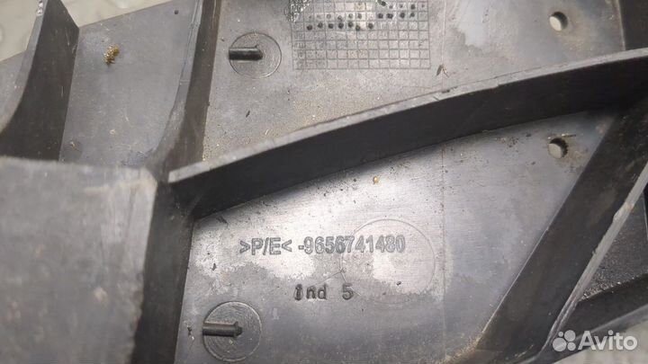 Усилитель бампера Peugeot 308, 2009