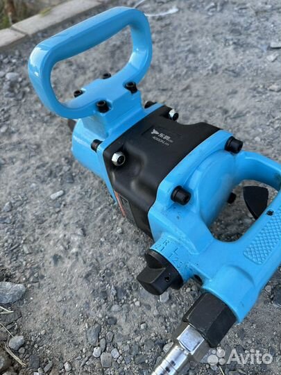 Гайковерт пневматический