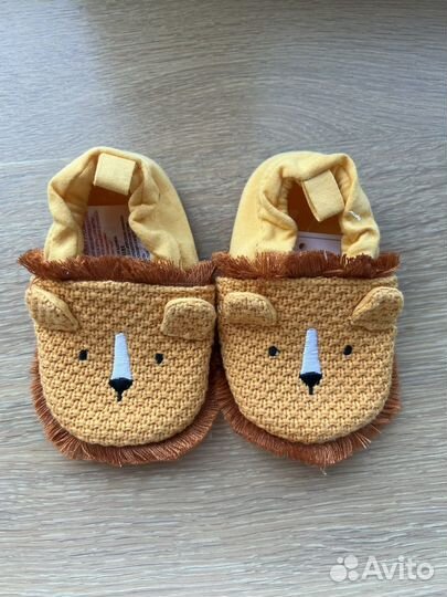 Пинетки со львом Mothecare