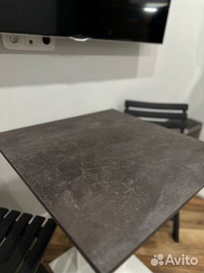 Кухонный стол бу в отличном состоянии