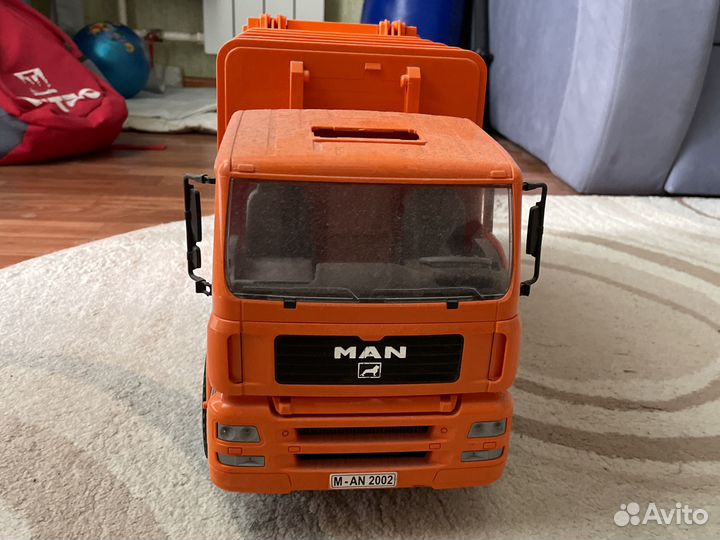 Детская игрушка Bruder мусоровоз