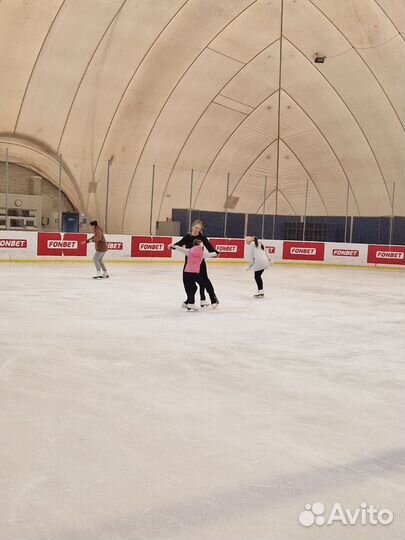 Тренер по фигурному катанию для детей