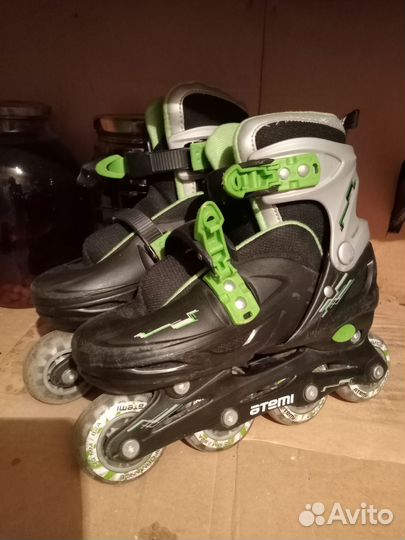 Роликовые коньки