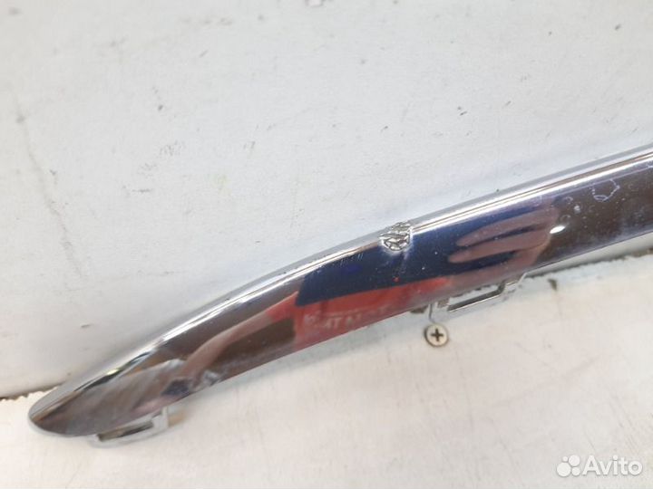 Молдинг бампера передний Mercedes-Benz E-Class