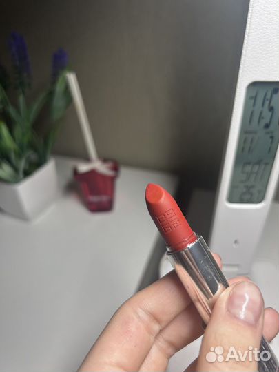 Помада Givenchy Le Rouge Deep Velvet Lipstick