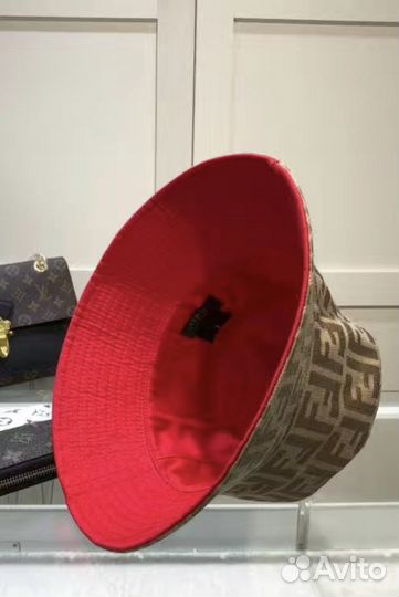 Панама Fendi, Berberry