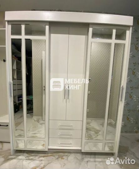 Шкаф новый