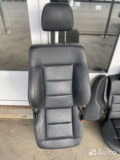 Комлект кресло сиденье перед зад W212