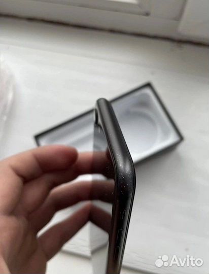 iPhone 8, 64 ГБ