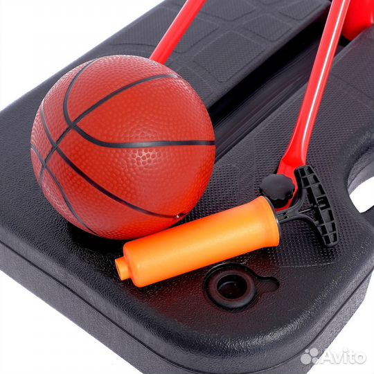 Баскетбольное кольцо со щитом на стойке. Магазин