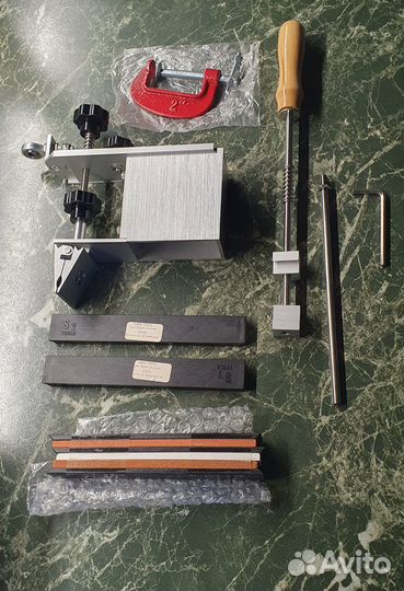 Устройство для заточки ножей