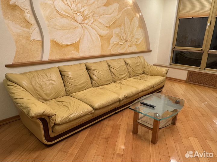 Диван кожаный Alberto Nieri