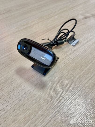 Веб-камера Logitech V-U0026