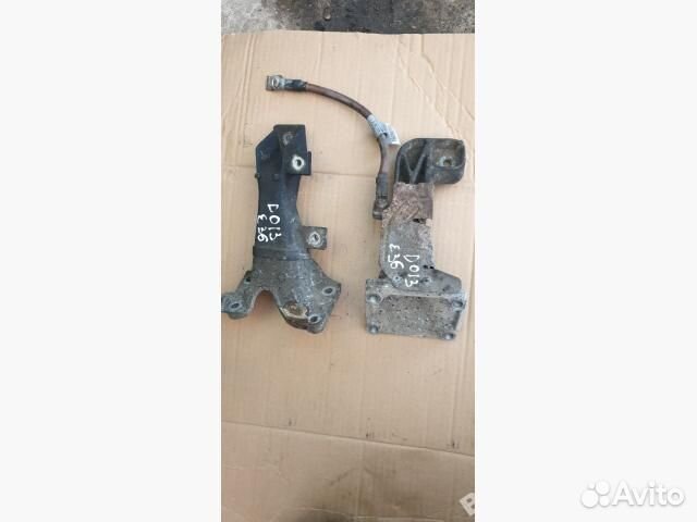 Кронштейн двигателя BMW 3 E36 2.5 Бензин