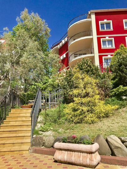 Гостиница, 1300 м²