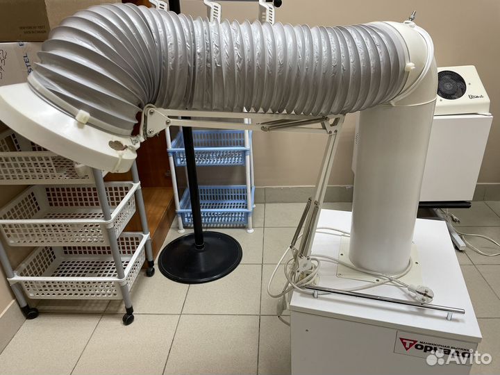 Педикюрная вытяжка торнадо