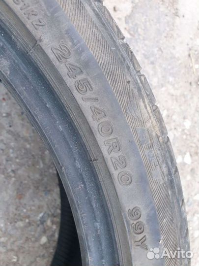 Bridgestone Potenza S001 245/40 R20