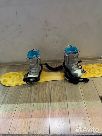 Сноуборд 126 в комлекте с ботинками