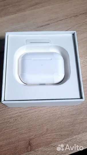 Беспроводные наушники apple