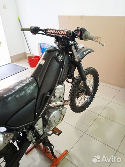 Yamaha xg 250 tricker
