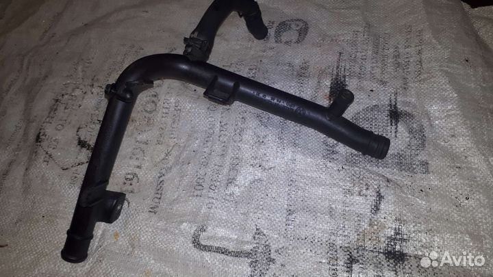 Трубка системы охлаждения volkswagen