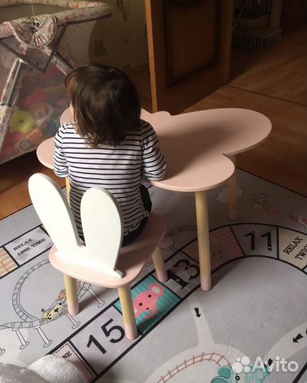 Детский стол и стул
