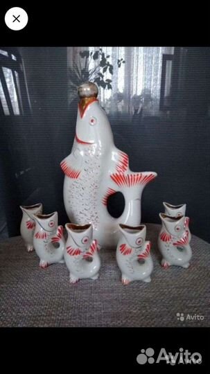 Рыба и маленькие рыбки