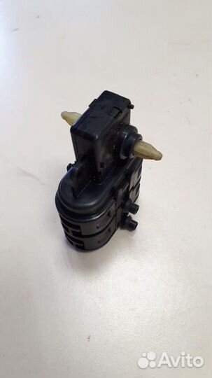 Моторчик привода заслонок отопителя вакуумный