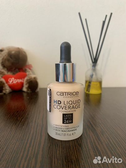 Крем тональный Catrice 002