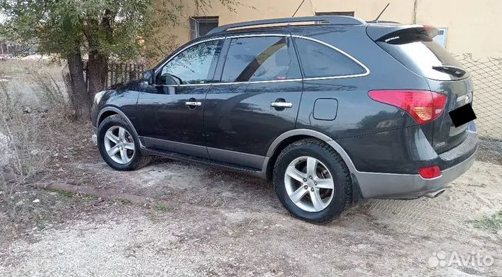 В разборе Hyundai ix55