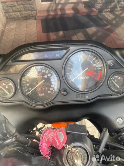 Kawasaki ZZR 1100