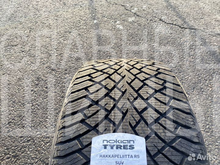 Nokian Tyres Hakkapeliitta R5 SUV 275/45 R20 110T